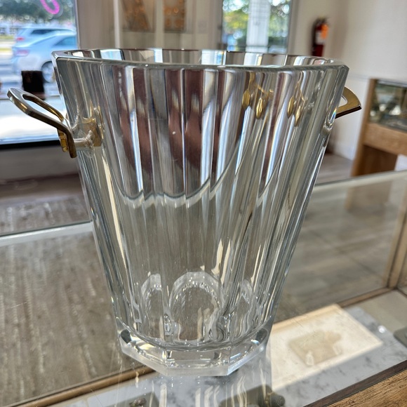 Baccarat Crystal Bowl with Gold Accents - Picture 7 of 9